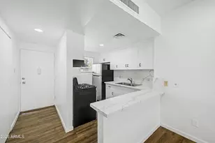 6125 E Indian School Rd, Scottsdale, AZ 85251 - Photo 10