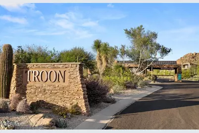 25150 N Windy Walk Drive #14, Scottsdale, AZ 85255 - Photo 2