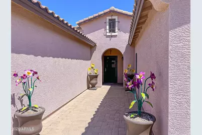 668 W Stanley Avenue, Queen Creek, AZ 85140 - Photo 2