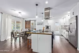 1645 E Manhatton Dr, Tempe, AZ 85282 - Photo 4