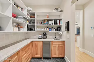 1144 W Lawrence Ln, Phoenix, AZ 85021 - Photo 32