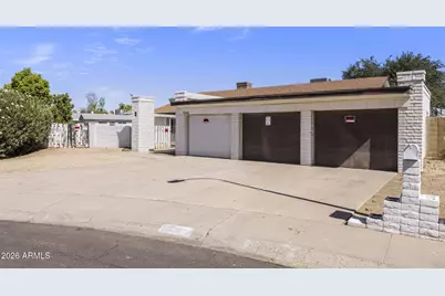 7244 N 46th Avenue, Glendale, AZ 85301 - Photo 2