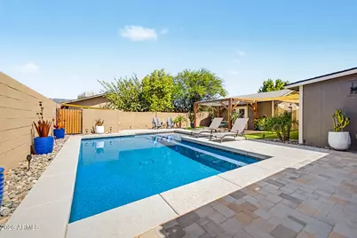 112 E Juniper Avenue, Gilbert, AZ 85234 - Photo 30