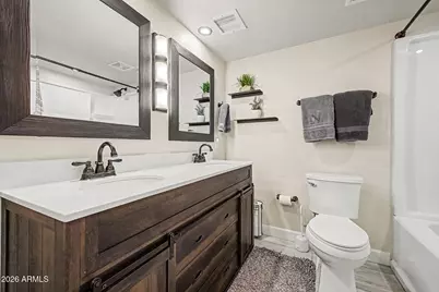 112 E Juniper Avenue, Gilbert, AZ 85234 - Photo 20