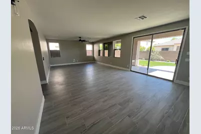 7521 W Southgate Avenue, Phoenix, AZ 85043 - Photo 10