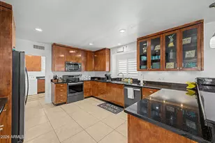 25513 N 15th Ave, Phoenix, AZ 85085 - Photo 14