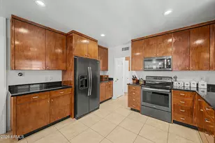 25513 N 15th Ave, Phoenix, AZ 85085 - Photo 16