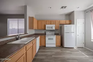 7312 E Mills St, Mesa, AZ 85207 - Photo 8