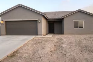 12723 W Carousel Dr, Arizona City, AZ 85123 - Photo 2
