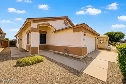 9733 W Mountain View Road, Peoria, AZ 85345 - Photo 2
