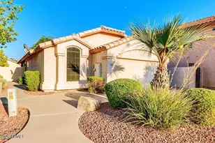 1381 S Yucca Pl, Chandler, AZ 85286 - Photo 1