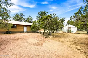 3071 Ponderosa Rd, Overgaard, AZ 85933 - Photo 62