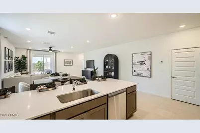 3313 E Pomodoro Avenue, San Tan Valley, AZ 85143 - Photo 4