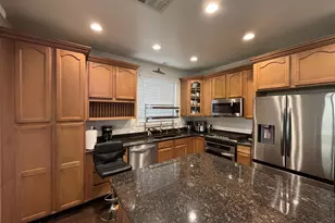 2239 E Bowker St, Phoenix, AZ 85040 - Photo 12