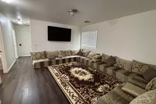 2239 E Bowker St, Phoenix, AZ 85040 - Photo 18