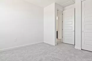 9739 S 12th Street S, Phoenix, AZ 85042 - Photo 22