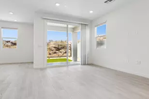 9739 S 12th Street S, Phoenix, AZ 85042 - Photo 2