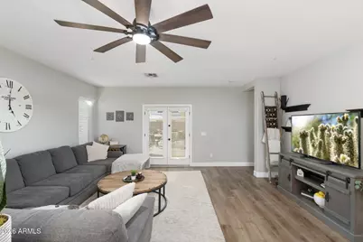 3484 E Lafayette Avenue, Gilbert, AZ 85298 - Photo 16