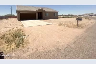 3650 N Hohokam Drive, Eloy, AZ 85131 - Photo 2