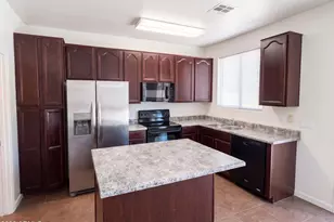 17533 W Mandalay Ln, Surprise, AZ 85388 - Photo 2