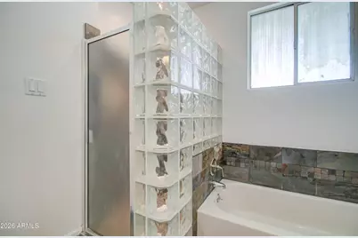 3242 E Camelback Road #207, Phoenix, AZ 85018 - Photo 18