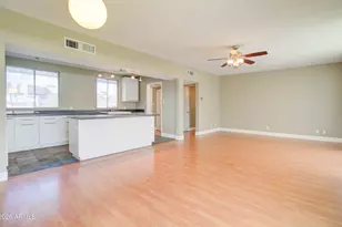 3242 E Camelback Rd, Phoenix, AZ 85018 - Photo 12