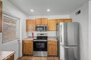 15039 N 28th Dr, Phoenix, AZ 85053 - Photo 12