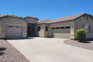 17605 W Crocus Dr, Surprise, AZ 85388 - Photo 2