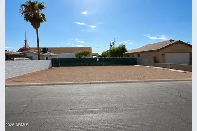 4230 S 20th Place #9, Phoenix, AZ 85040 - Photo 1