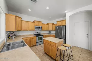 1050 E Redwood Dr, Chandler, AZ 85286 - Photo 8