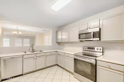 730 N 112th Drive, Avondale, AZ 85323 - Photo 10