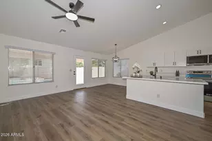 6781 W Louise Dr, Glendale, AZ 85310 - Photo 10