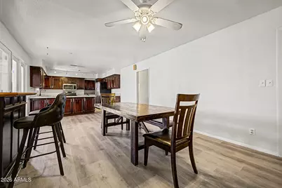 7207 N 36th Lane, Phoenix, AZ 85051 - Photo 10