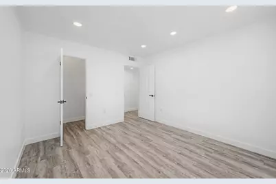 13442 N Emberwood Drive, Sun City, AZ 85351 - Photo 22