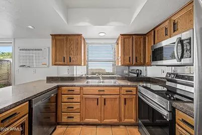 6508 N 10th Place, Phoenix, AZ 85014 - Photo 12