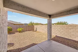 13205 W Claret Cup Rd, Peoria, AZ 85383 - Photo 2