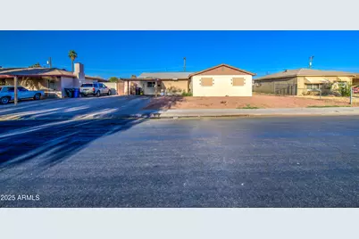 4727 N 50th Drive, Phoenix, AZ 85031 - Photo 2
