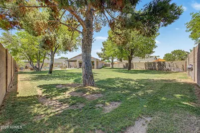 19277 N 66th Avenue, Glendale, AZ 85308 - Photo 2