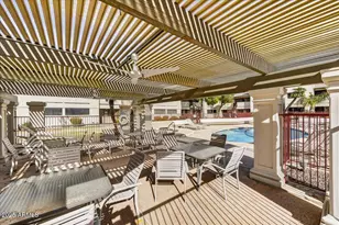 3301 E Earll Dr, Phoenix, AZ 85018 - Photo 14