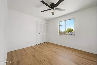 4717 N 79th Lane, Phoenix, AZ 85033 - Photo 20
