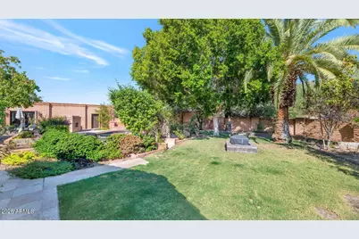 3414 E Marlette Avenue, Paradise Valley, AZ 85253 - Photo 44
