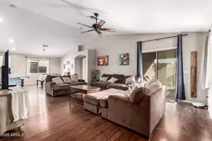 45499 W Sky Ln, Maricopa, AZ 85139 - Photo 2