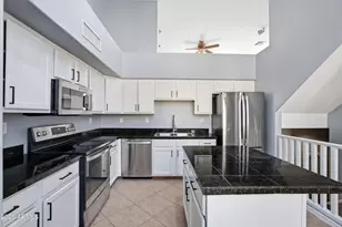 724 S Beck Ave, Tempe, AZ 85281 - Photo 1