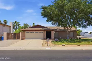 3102 W Waltann Ln, Phoenix, AZ 85053 - Photo 1
