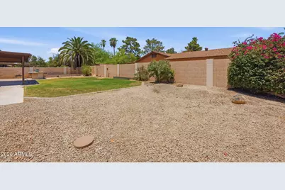 3102 W Waltann Lane, Phoenix, AZ 85053 - Photo 32