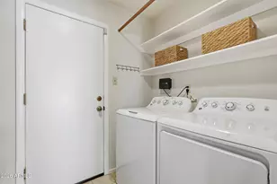 3102 W Waltann Ln, Phoenix, AZ 85053 - Photo 28
