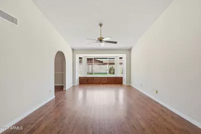 3102 W Waltann Lane, Phoenix, AZ 85053 - Photo 12