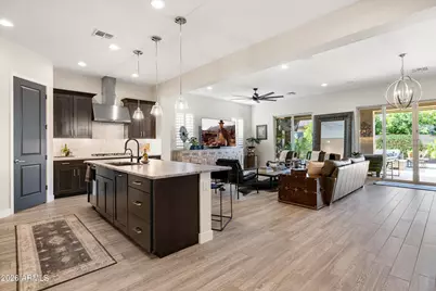 9418 W Daley Lane, Peoria, AZ 85383 - Photo 10