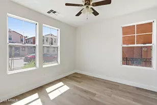 2016 N 78th Ave, Phoenix, AZ 85035 - Photo 18