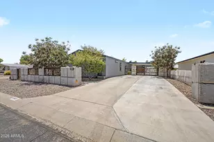 9437 E Emelita Ave, Mesa, AZ 85208 - Photo 1